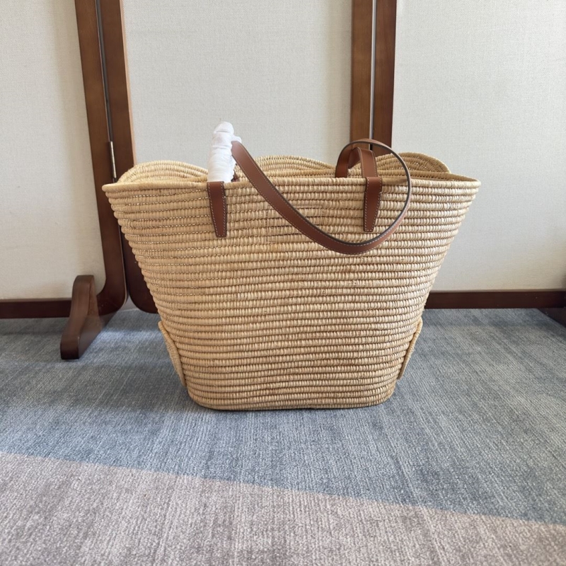 Ce1i*e bucket bags